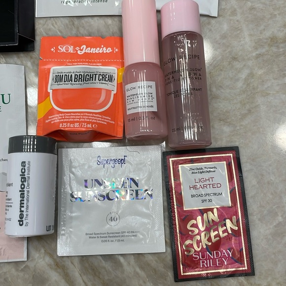 MULTIPLE BRAND NEW SKINCARE AND HAIRCARE ITEMS! NEVER USED BRAND NEW! - Picture 3 of 15